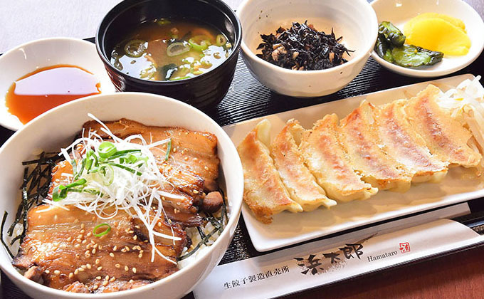 写真:チャーシュー丼セット