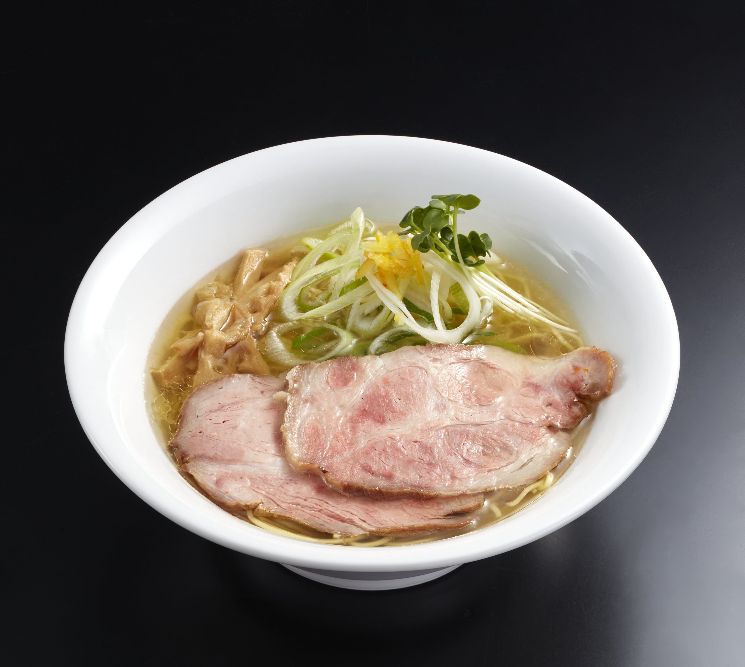 写真:チャーシュー塩そば