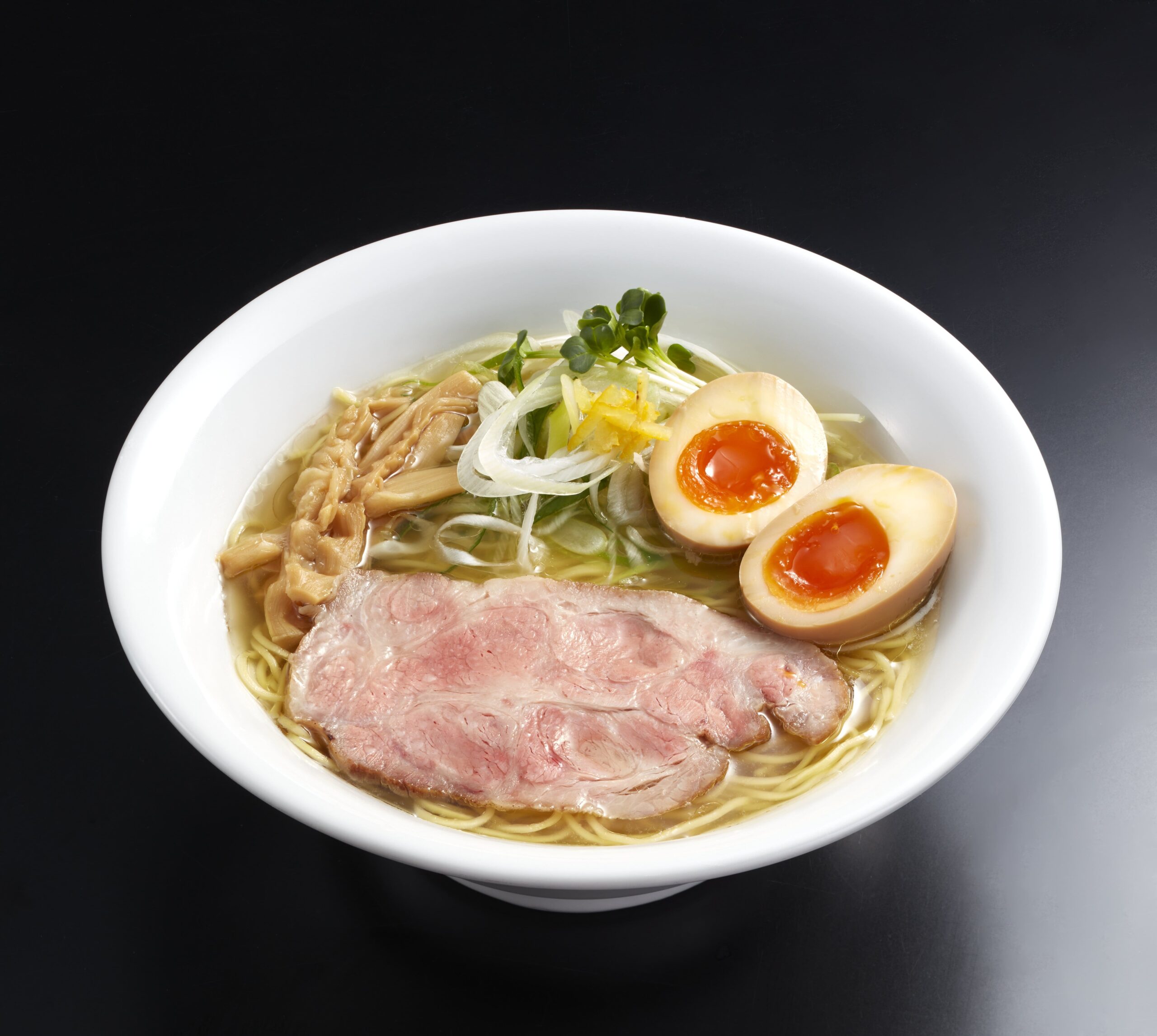 写真:味玉塩そば