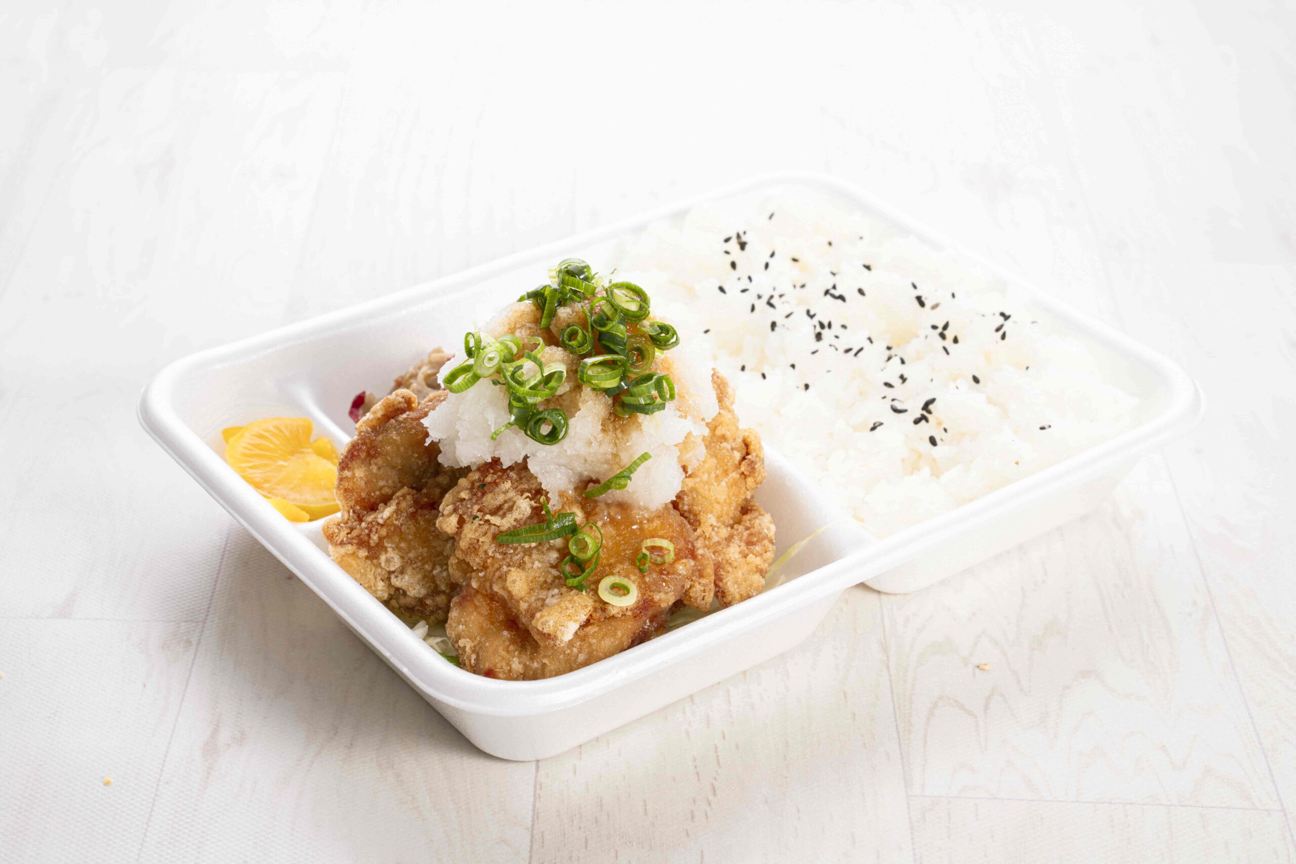 写真:おろしポン酢弁当